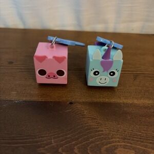 2 Pet Simulator Key Chains